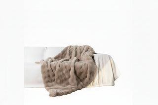 Chunky Knit-Style Throw Blanket with Oversized Loop Texture