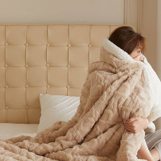 Warm Sherpa Fleece Blanket with Double-Sided 3D Pattern