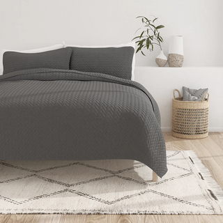 Microfiber Herringbone Coverlet – Ultra Soft & Machine Washable Quilt Set