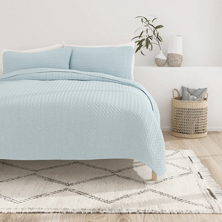 Microfiber Herringbone Coverlet – Ultra Soft & Machine Washable Quilt Set