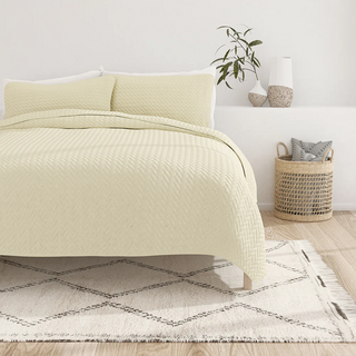 Microfiber Herringbone Coverlet – Ultra Soft & Machine Washable Quilt Set