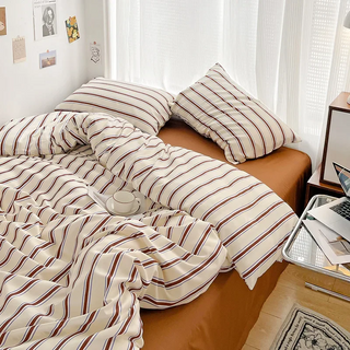 Striped Cotton Bedding Set – Nordic Design for Modern Bedroom