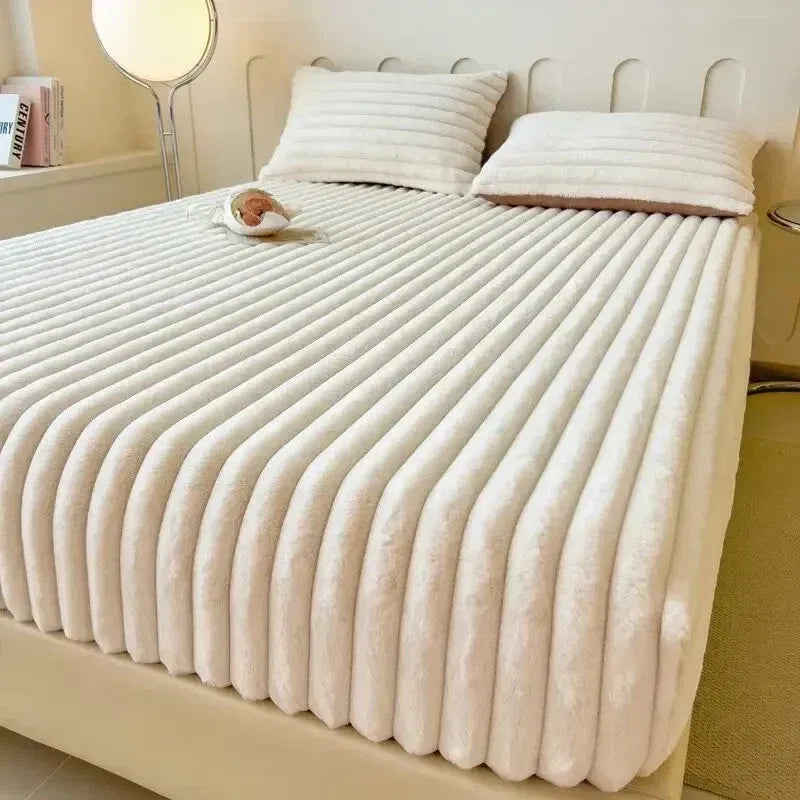 Velvet Ribbed Fitted Sheet – Deep Pockets for Plush Breathable Bedding