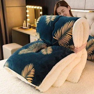 Heated Milk Fleece Blanket – Super Thick Warmth for Bed & Couch