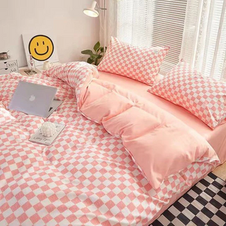 Aesthetic Pink Bedding Set – Soft Checkered Duvet with Pillowcase & Sheet