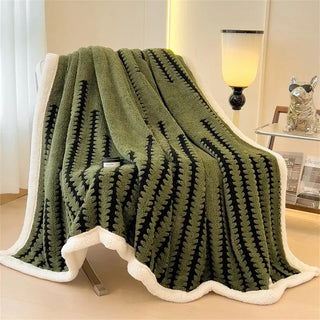 Cozy Dual-Sided Plush Blanket – Fishbone Jacquard & Sherpa Fleece