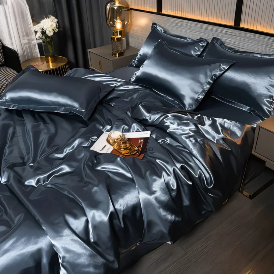 Premium Silk Bedding Set wiht Breathable Polyester Duvet & Pillowcases