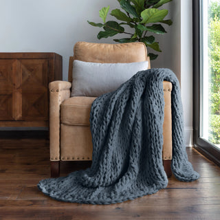 Chunky Knit Throw Blanket with Hypoallergenic Soft Acrylic