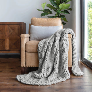 Chunky Knit Throw Blanket with Hypoallergenic Soft Acrylic