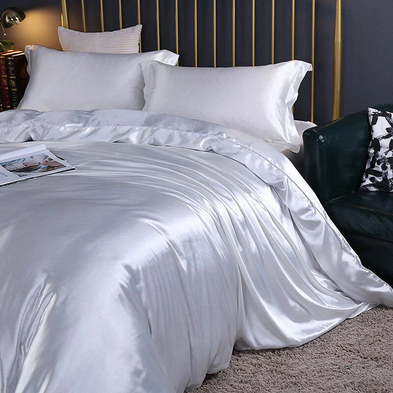 Luxury Silk Bedding Set – All-Season Hypoallergenic 4-Piece Sheets
