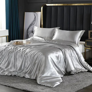 Luxury Silk Bedding Set – All-Season Hypoallergenic 4-Piece Sheets